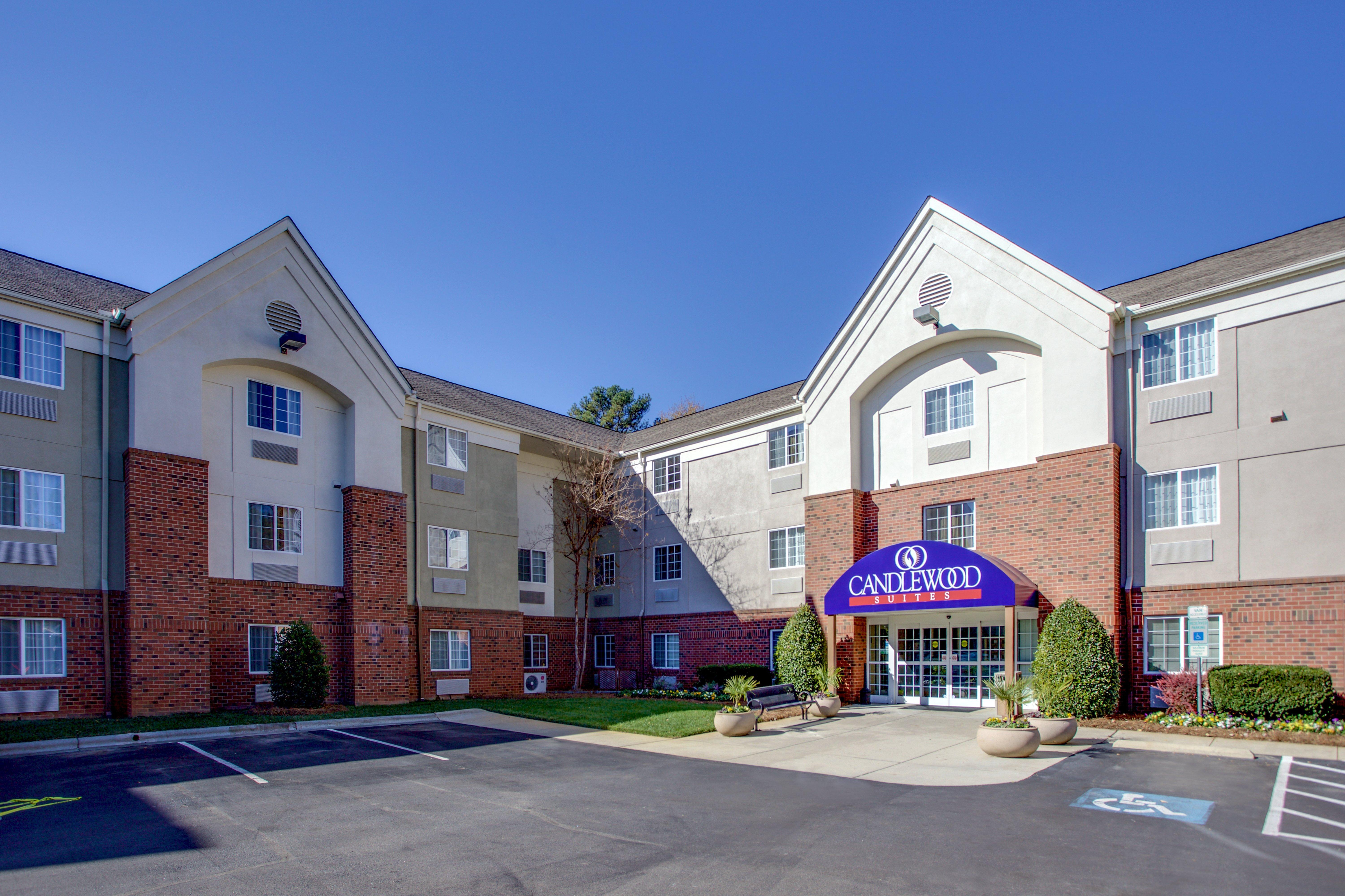 Candlewood Suites Raleigh Crabtree By Ihg Экстерьер фото