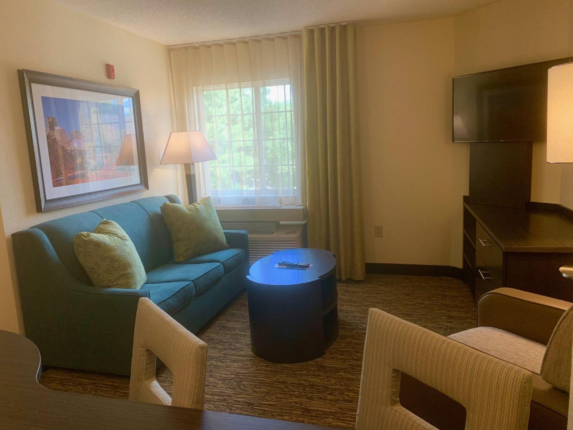 Candlewood Suites Raleigh Crabtree By Ihg Экстерьер фото